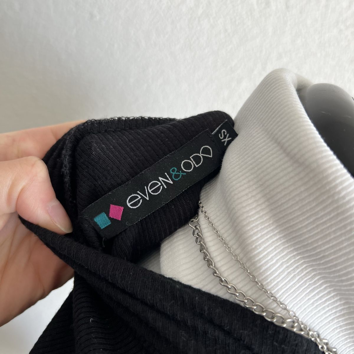 Tops: Even&Odd Basic Top Schwarz XS – D'occasion à Tagelswangen par SpicyChicken 3