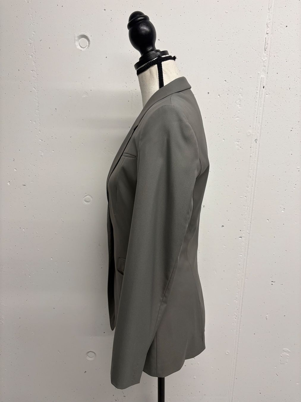 Hugo Boss Giacche: Boss Blazer grau Gr. 34 klassisch elegant – Usato da Regensdorf venduto da secondchancefashion 2