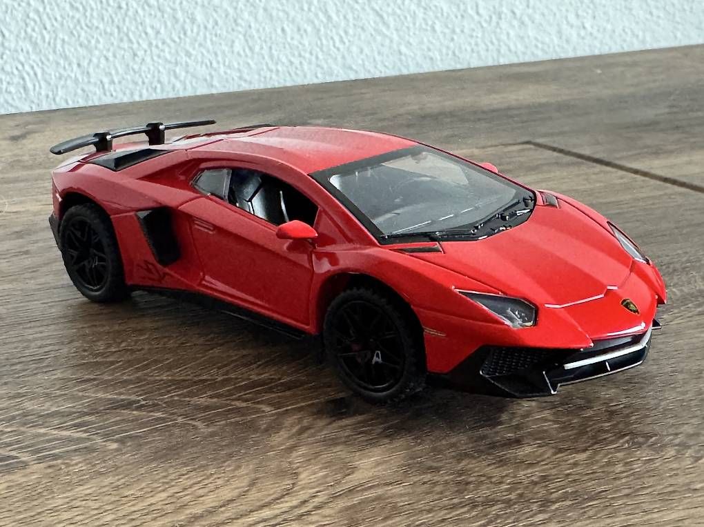 Modellini d'auto: Model Auto Lamborghini  – Usato da Bäretswil venduto da Ser_9h6p 4