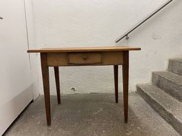 Holztisch mit Schublade - Vintage