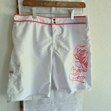 Short's Belowzero Switzerland, Grösse XL, wie neu, weiss
