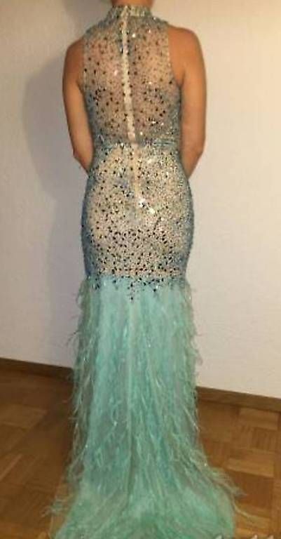 Kleider: Abendkleid – Gebraucht aus Grosshöchstetten von Qenko 3
