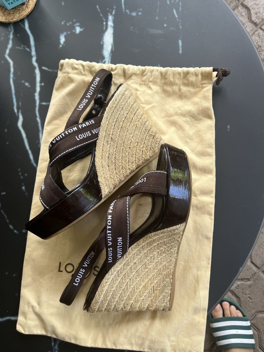 Louis Vuitton Scarpe da donna: Louis Vuitton Sandalen  – Usato da Brugg AG venduto da Ljubinka0410 4