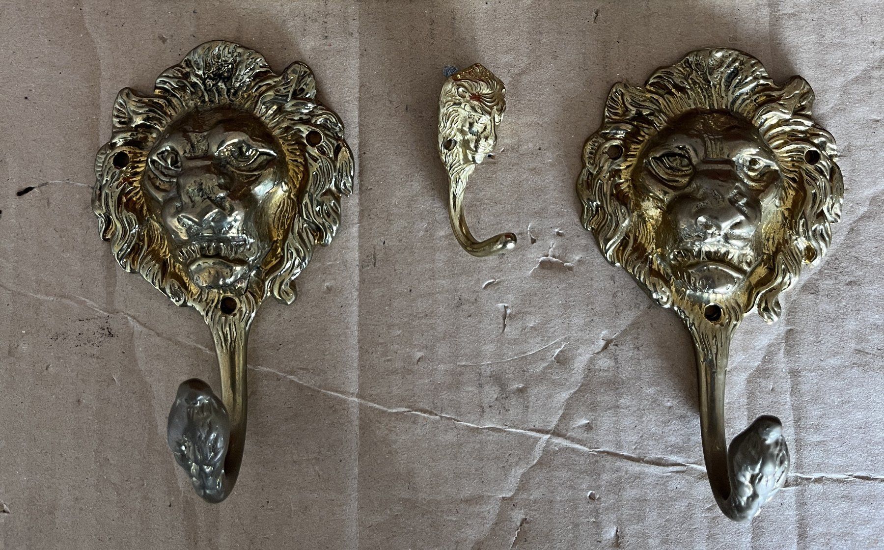 Eisenwaren: Haken Kleiderhaken Schild – Gebraucht aus Unterkulm von esco 4
