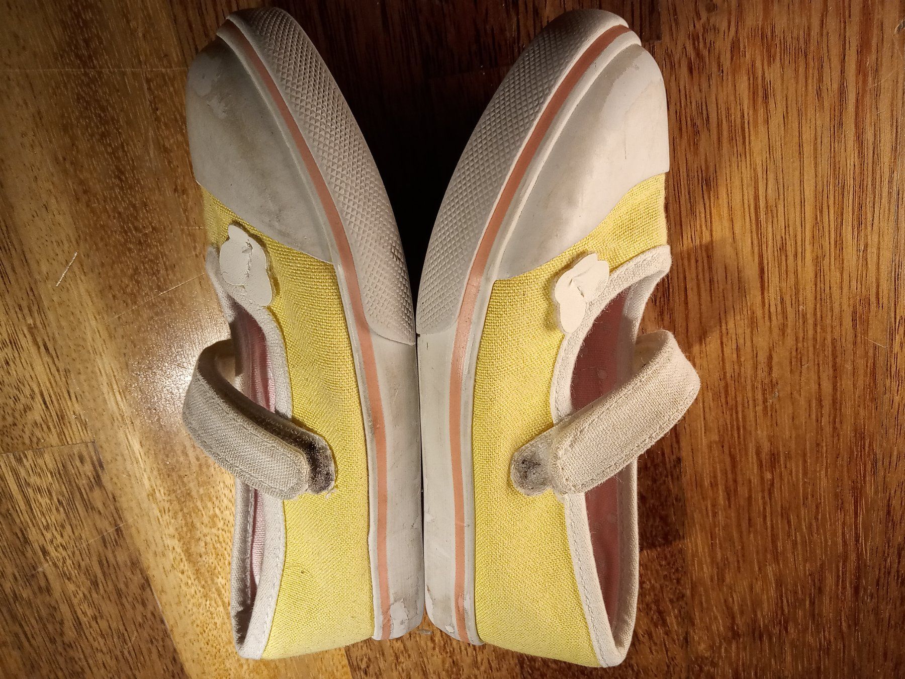 Vertbaudet Scarpe per ragazze: Vertbaudet Stoffschuhe Mädchen Grösse 27 – Usato da Büren SO venduto da swelch 6