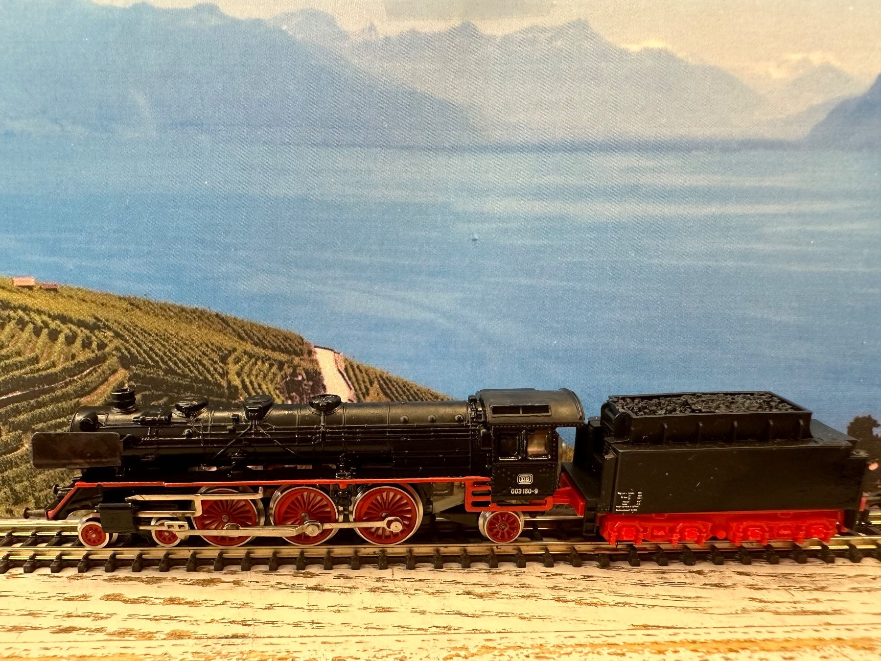 Märklin Modellini di ferrovie: Märklin 8885 DB BR 003 – Usato da Lupsingen venduto da New-Haven