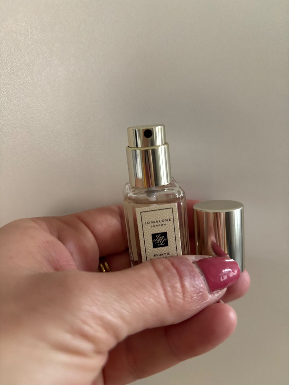 Jo Malone Profumi & Eau de Toilette: Jo Malone Cologne PEONY & BLUSH SUEDE 9ml.. Voll – Nuovo (secondo la descrizione) da Zürich venduto da deruja 2