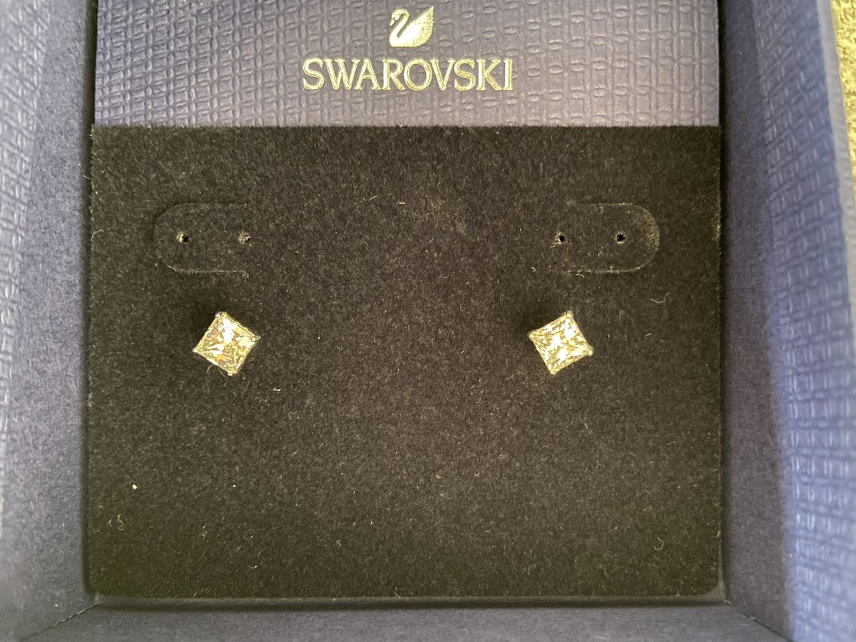 Swarovski Orecchini pendenti & Orecchini a lobo: Swarovski Ohrstecker Attract – Nuovo e nell'imballaggio originale da Luzern venduto da higa01 1