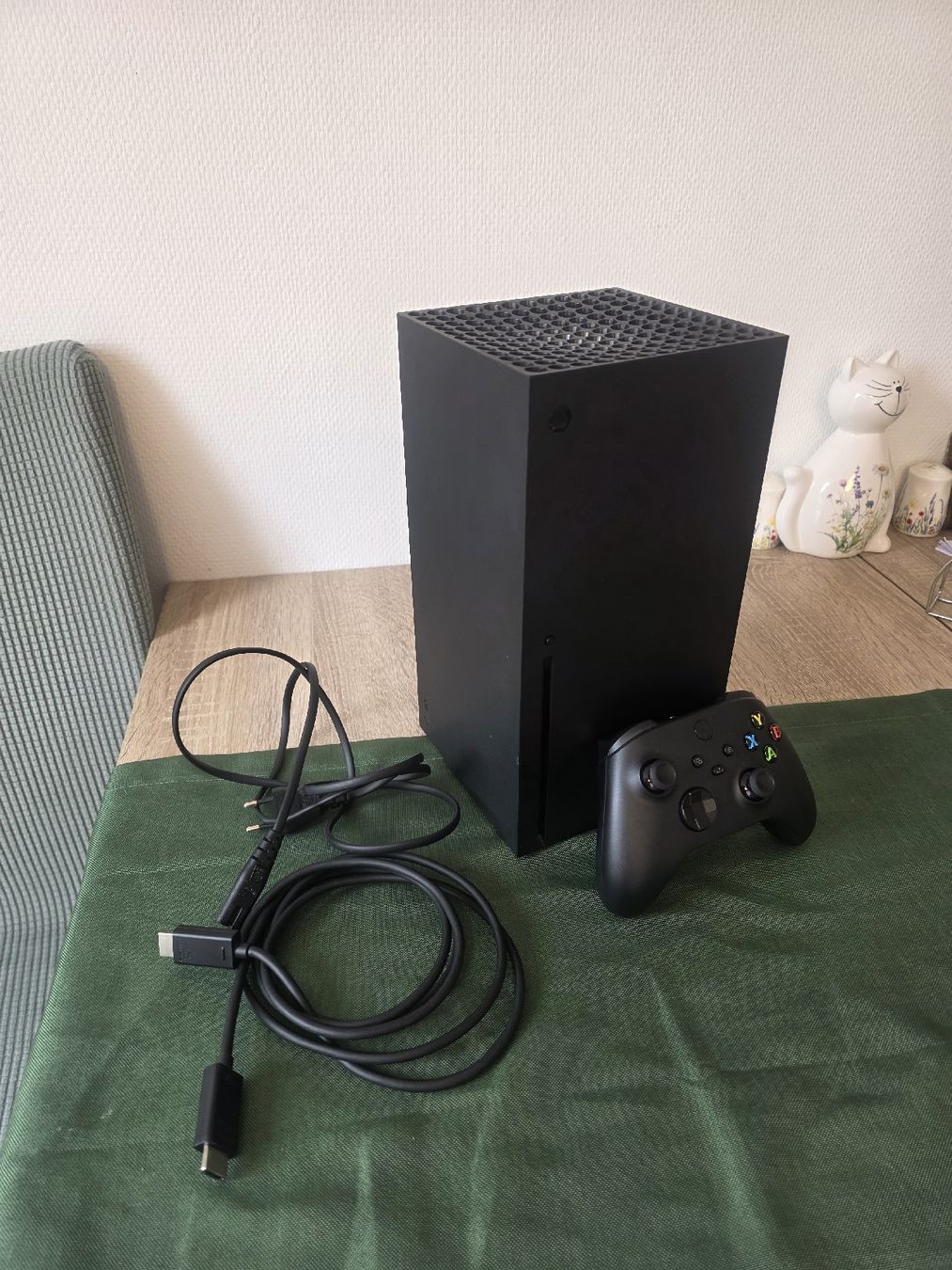 Microsoft : Xbox Series X 1TB  – Usato da Mosnang venduto da Fischli730 3