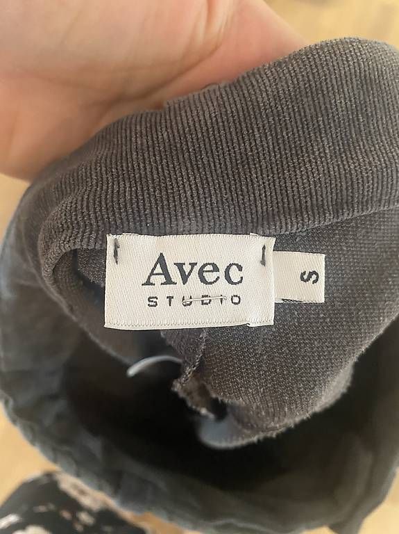 Pantaloni: Avec Studio Cord-Schlaghose Grau mit Flechtdetails  Gr. S – Usato da Aadorf venduto da cel_z695 3