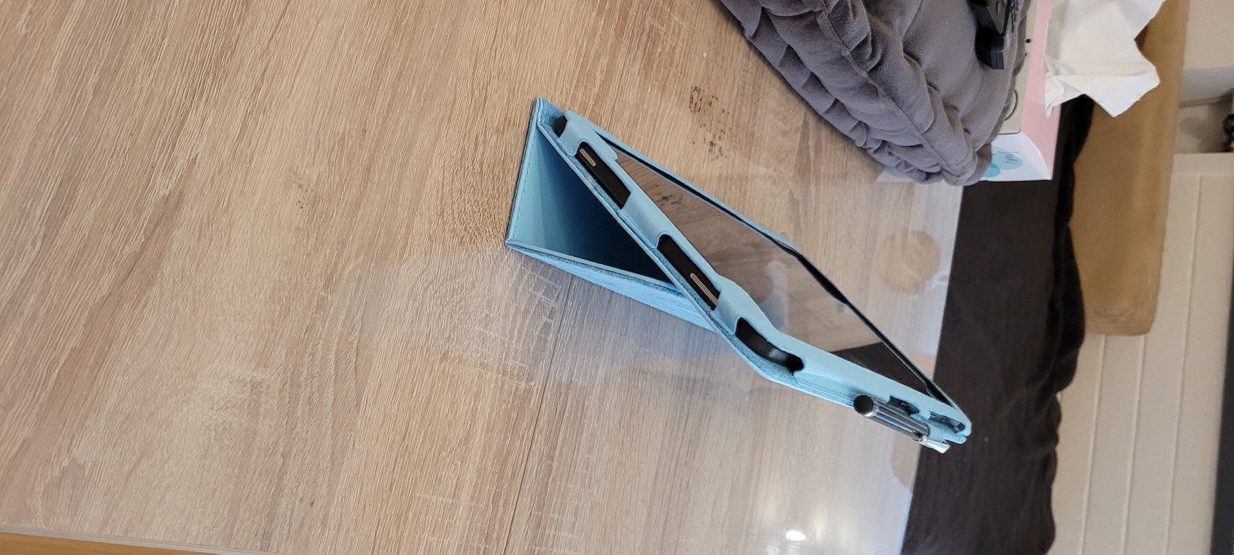 Cover & Protezioni schermo: Samsung Tablet Hülle Cover 10.1 Hellblau – Usato da Adlikon b.Regensdf venduto da ChriZ86 6