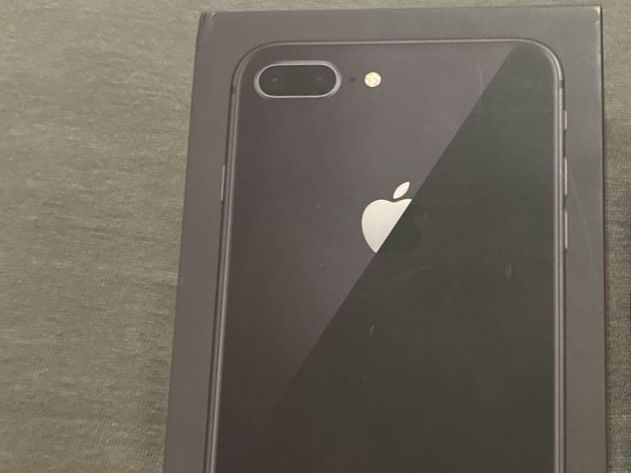 Apple Telefoni cellulari / Smartphones: iPhone 8 Plus Black 128GB iOS 16 – Usato da Grenchen venduto da gabifp 9