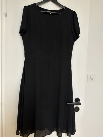 Kleid Gr 42