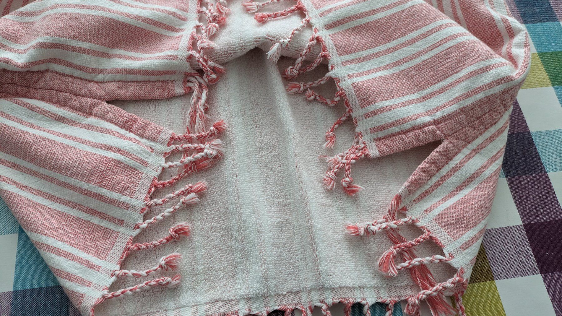 Hello Kitty Accappatoi: Schöner Mädchen Badepocho - gestreift - vertbaudet - 86 – Usato da Staufen venduto da Fleby84 2