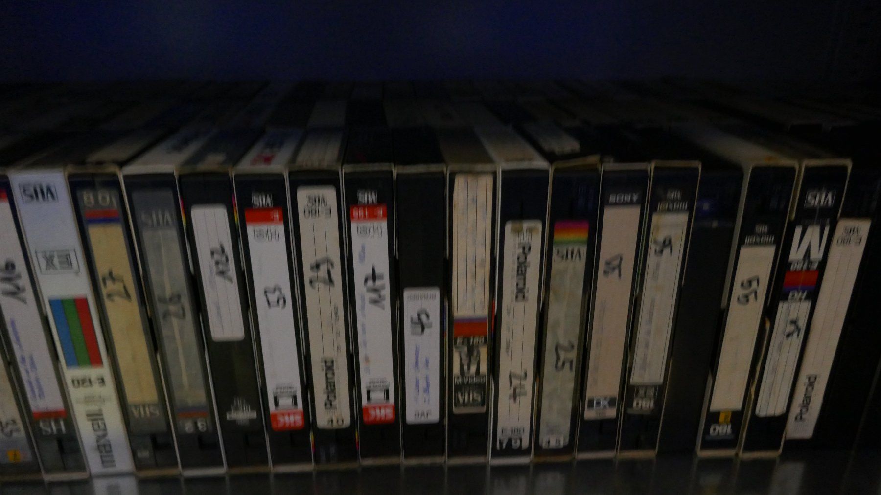 Alle VHS: Grosse Menge VHS-Kassetten – Gebraucht aus Wenslingen von FairlightCMI 2