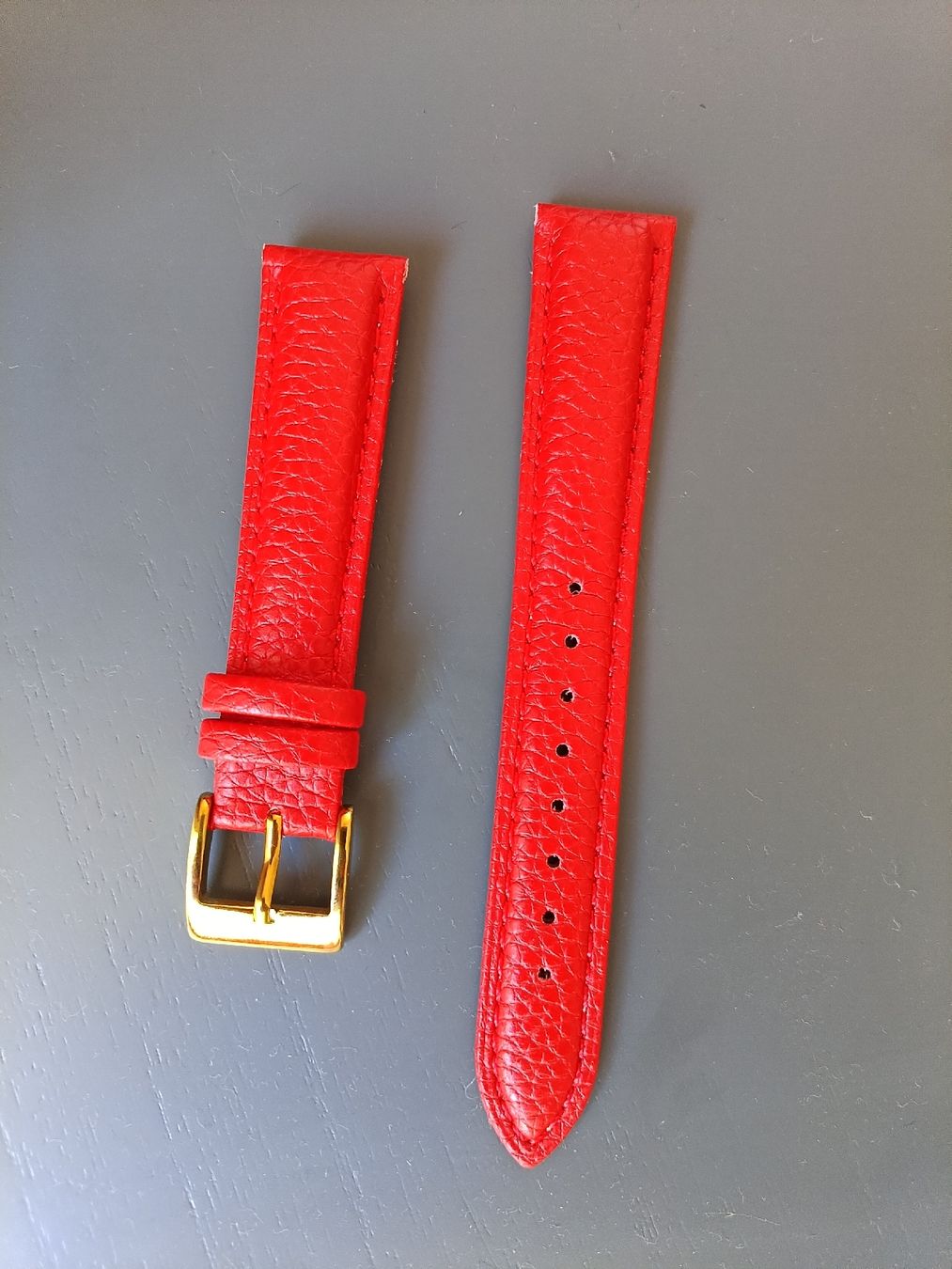 Armbänder & -reifen: Red watch Leather strap "gold" buckle – Neu und originalverpackt aus Uitikon Waldegg von Alis_Stelian_Nenkov 1