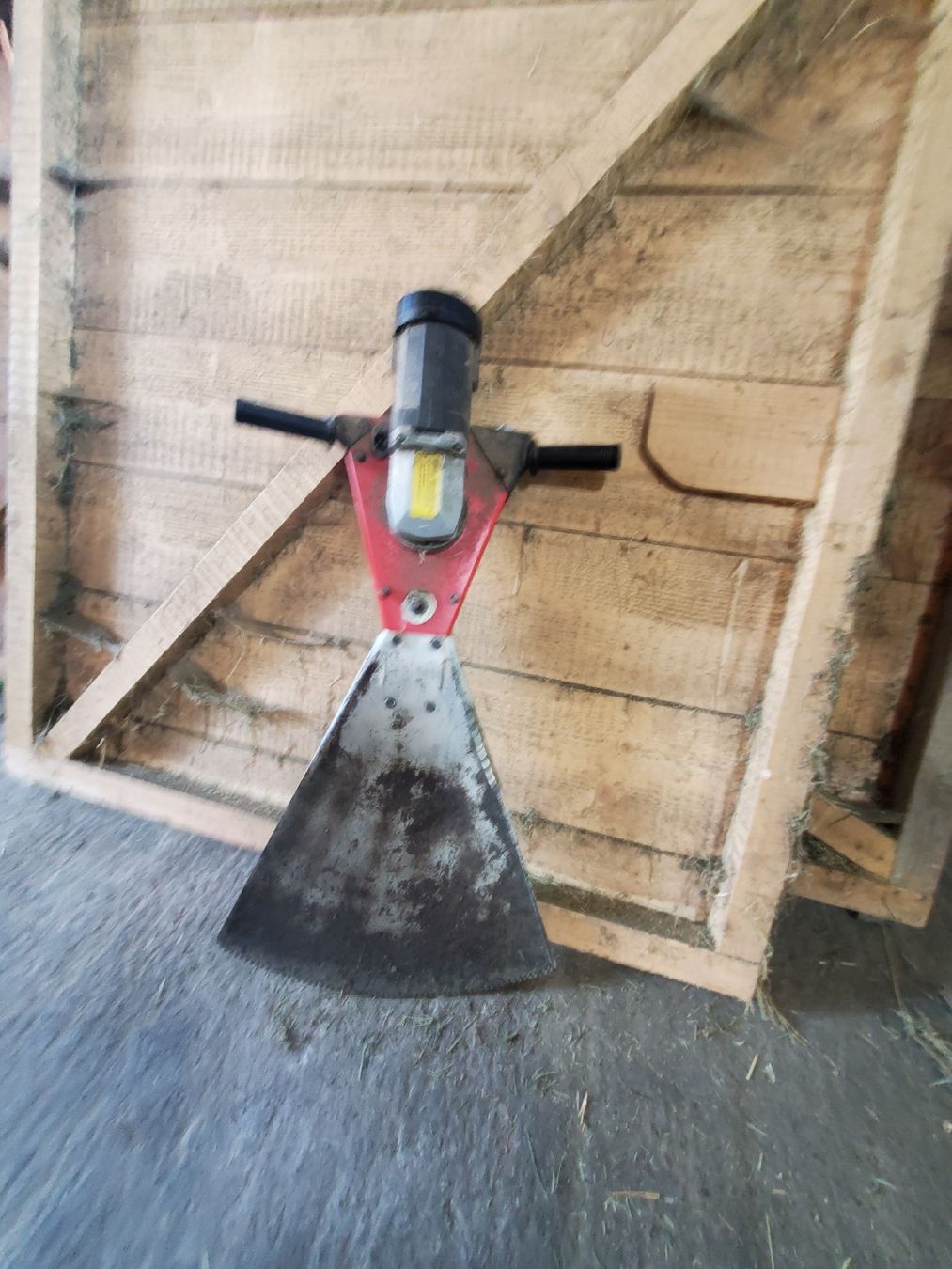 Tutte le macchine: Heuschrotmaschine – Usato da Rumlikon venduto da ladaniva1.9