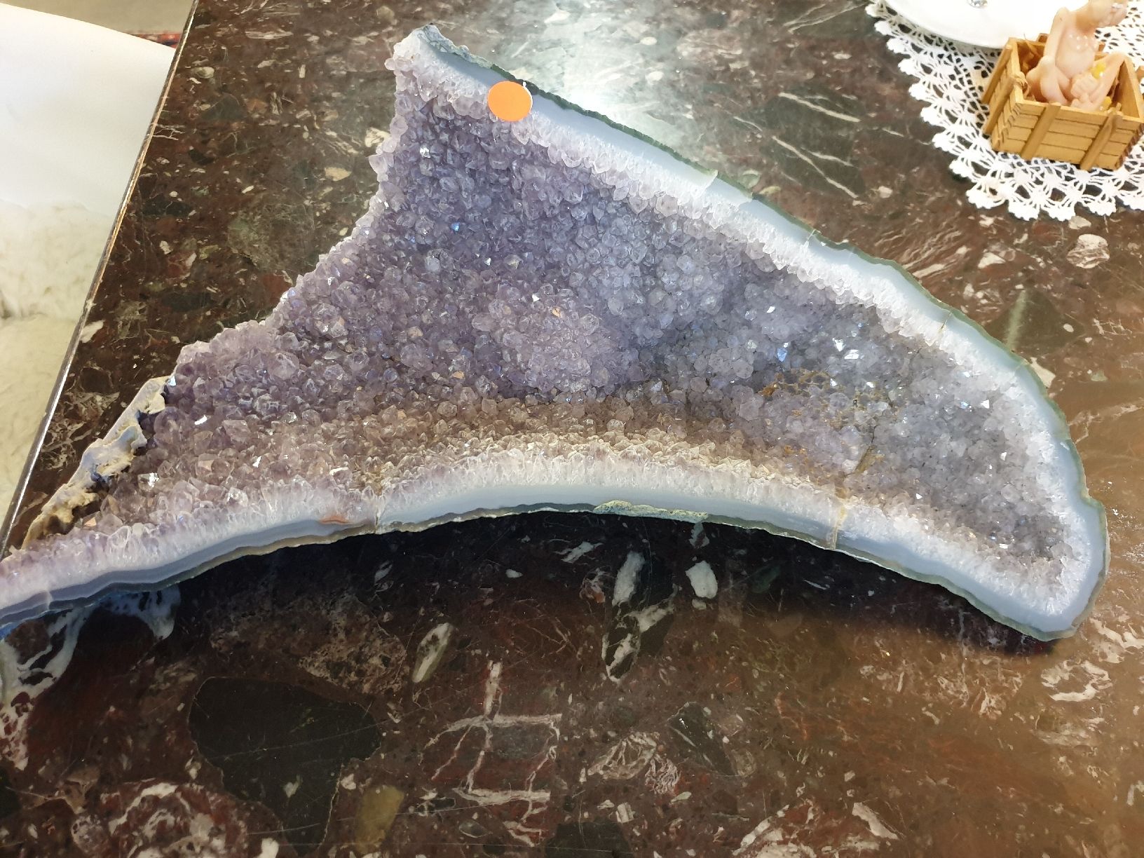 Minerali & Pietre curative: grosser Amethyst – Usato da Burg im Leimental venduto da Spuma87