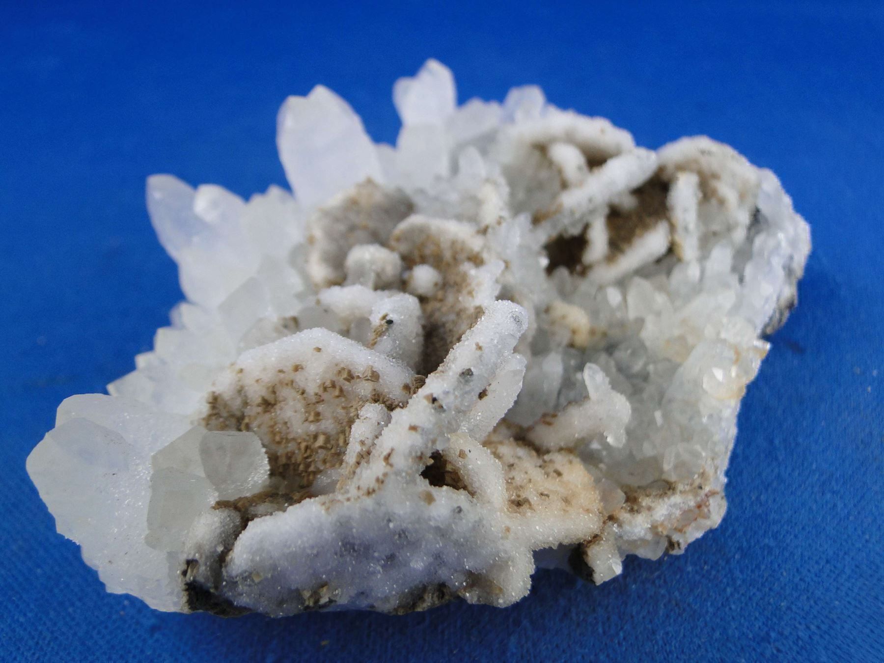 Mineralien & Heilsteine: Bergkristall mit Calcit und Siderit – Gebraucht aus Schinznach Bad von Demerald 4