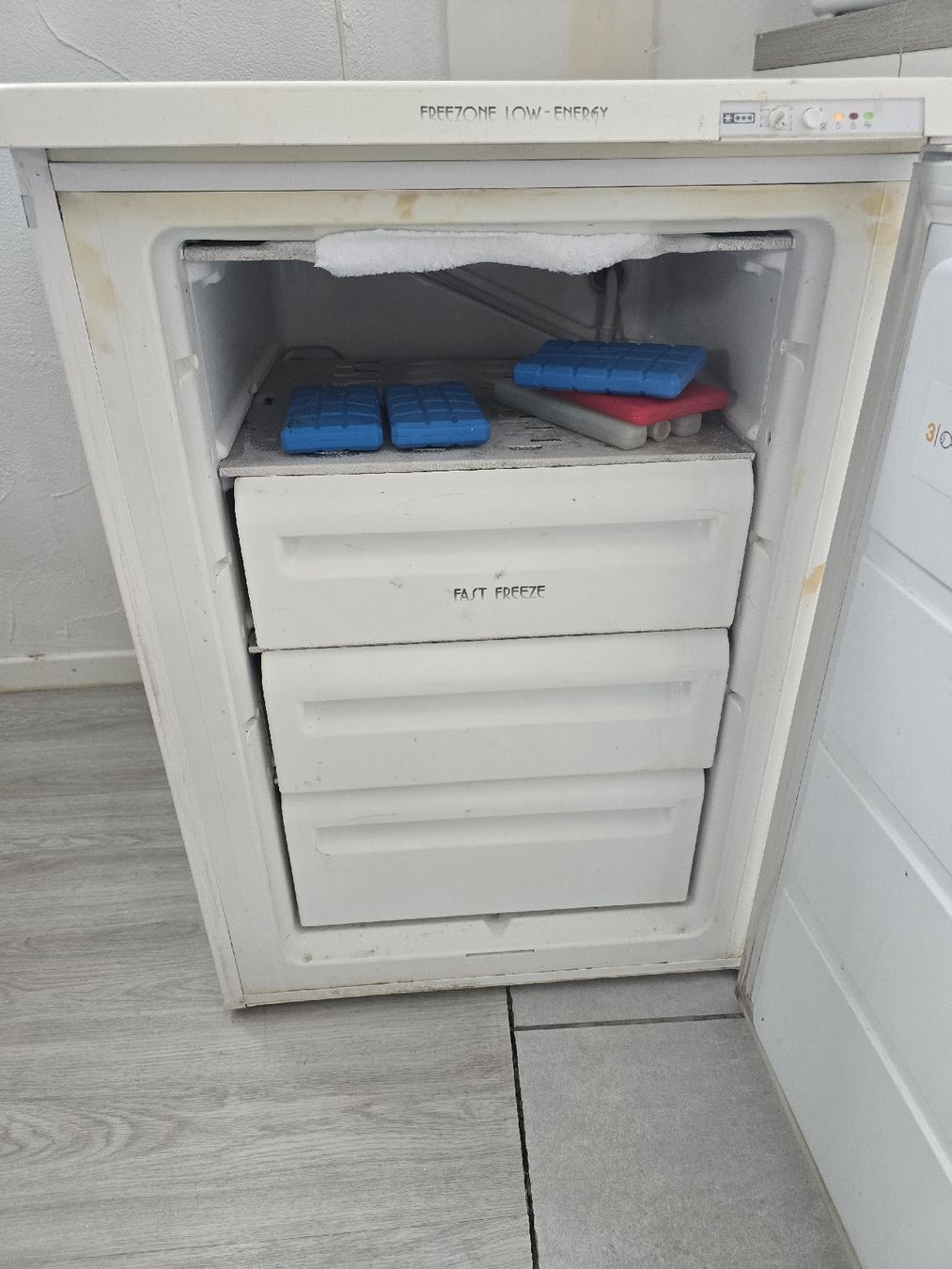 Congelatori: Congélateur Zanussi 10ans – Usato da Cortébert venduto da ana_ynj6 1