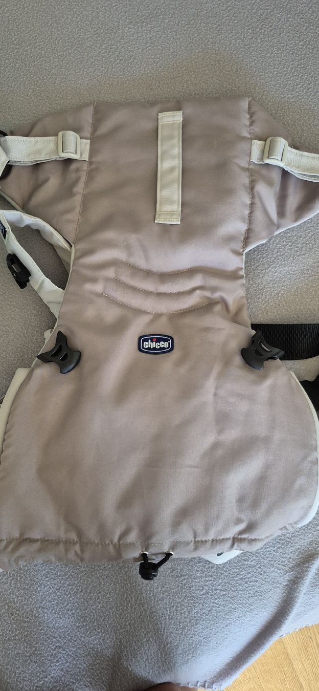 Chicco Porte-bébés ventraux & dorsaux: Marsupio Chicco Easyfit beige – Neuf (Voir description) à Oberengstringen par jessica2023 2