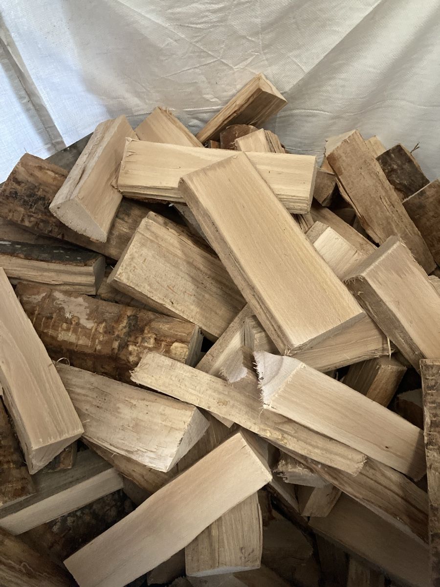 Articoli in legno: Buche Brennholz Chmineeholz 1Ster – Usato da Seon venduto da karigrausam 1