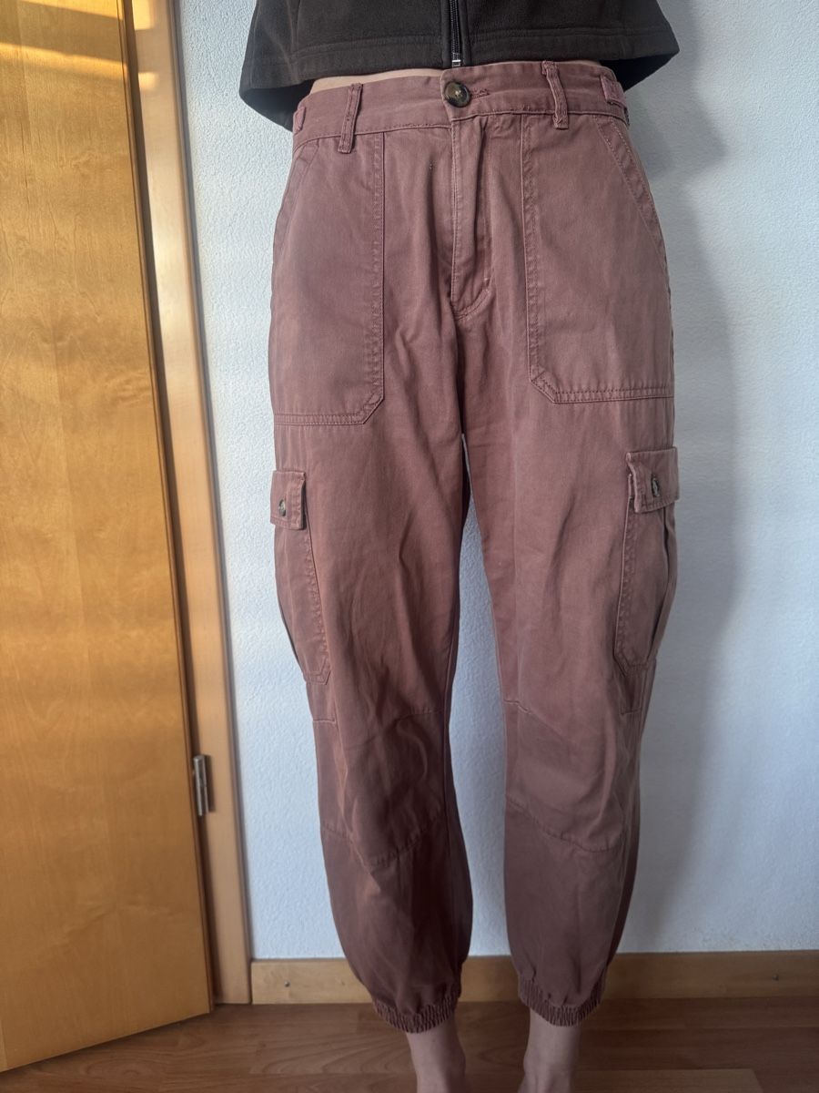 Pull&Bear Pantaloni: Pull&Bear Cargo Hose Grösse 38 – Usato da Zeglingen venduto da nor_6sjq 3