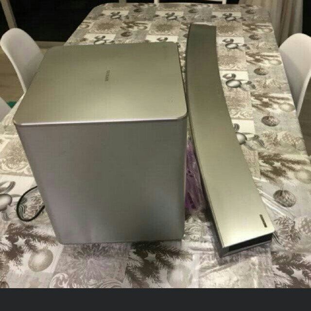 Soundbar Curved mit activ Subwoofer Kaufen auf Ricardo