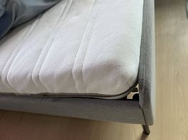 Ikea SLATTUM Bettgestell & Matratze