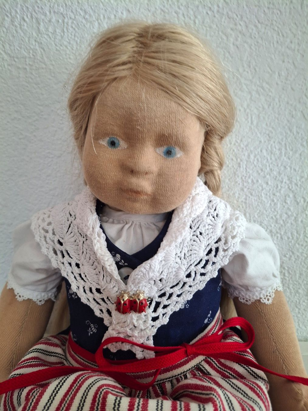 Puppen: Trachtenpuppe ca. 45 cm Stoff handgemacht – Gebraucht aus Wittnau von Onyx73 1