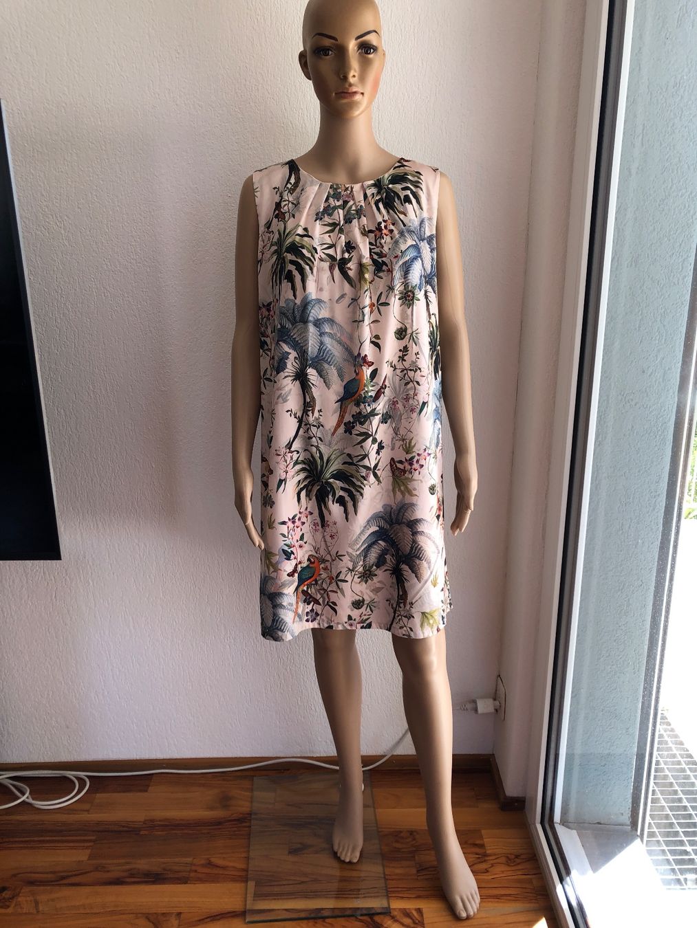 Vestiti: Kleid floral M Blumen Vogel – Usato da Zollikofen venduto da lorik007