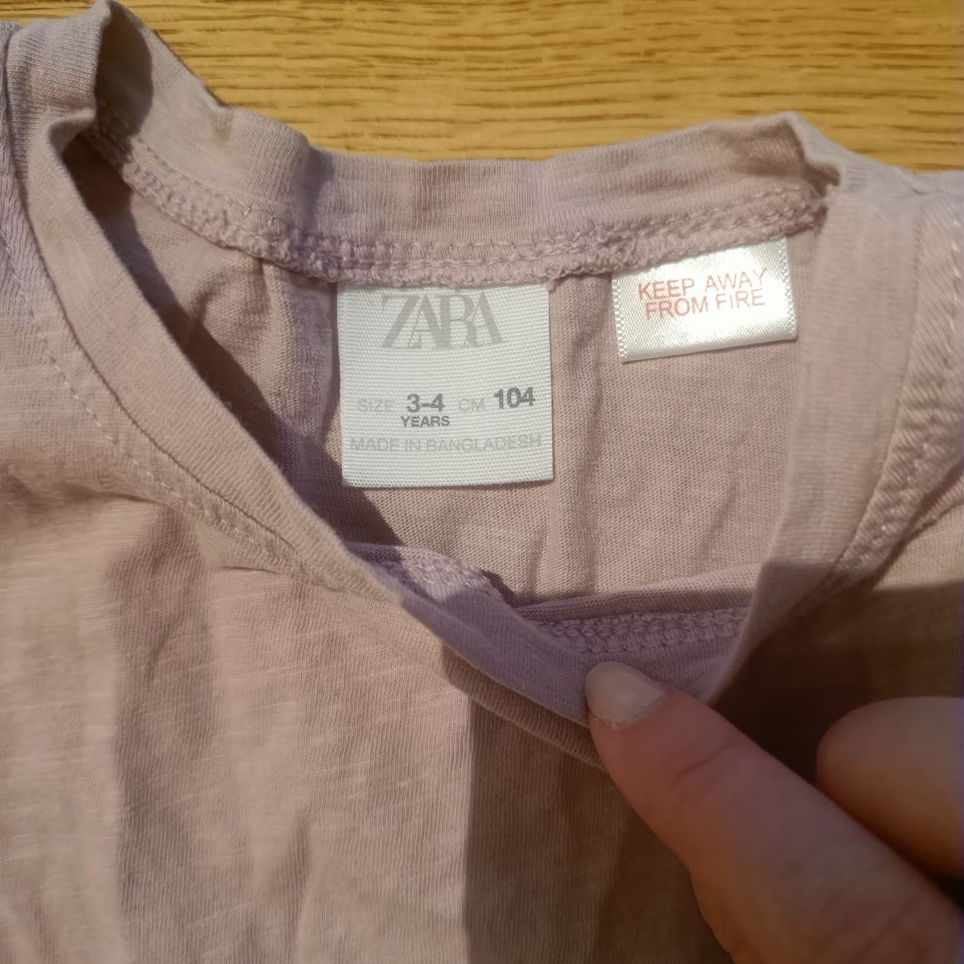 Zara Camicie, T-shirt & Polo: Top Zara Grösse 104 – Usato da Jaberg venduto da urig17. 1