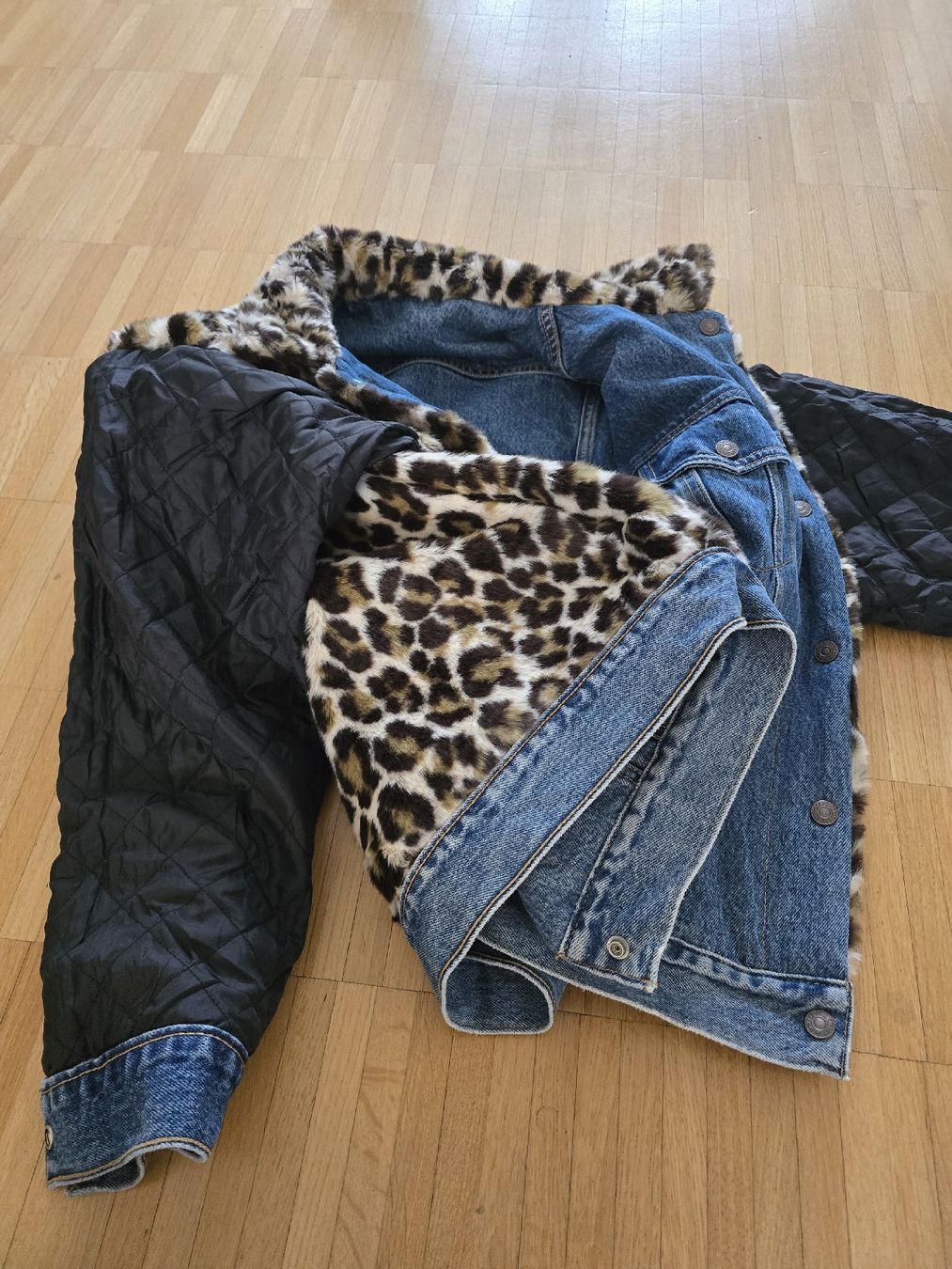 Levi's Giacche: Levi's Jeansjacke, Winter, Grösse M, Sonderedition – Usato da Laufenburg venduto da may_r2st 6