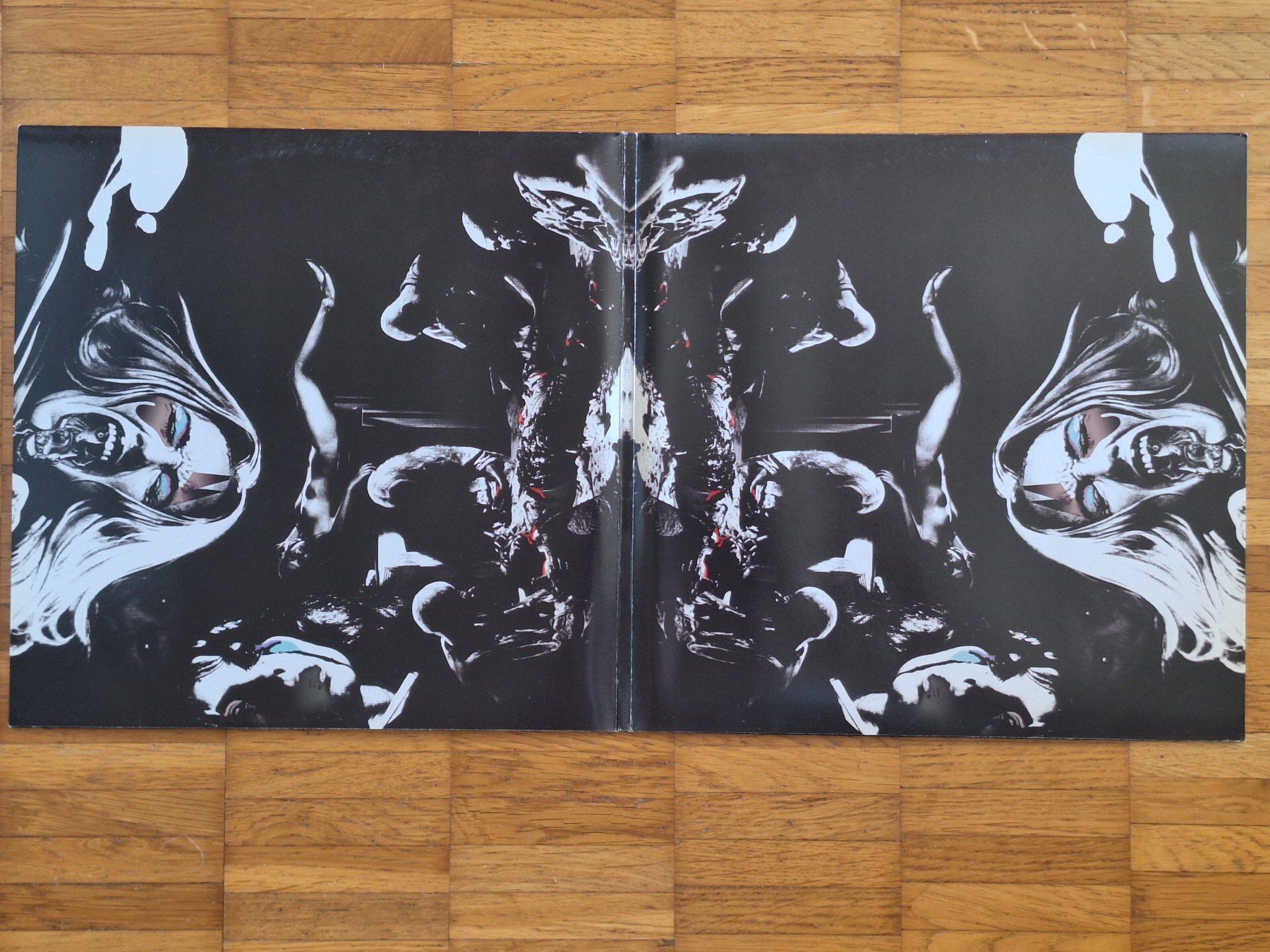 Dischi in vinile: Hell, NY Muscle - 3x 12" Maxi DE 2003 – Nuovo (secondo la descrizione) da Oberentfelden venduto da Musicud 2