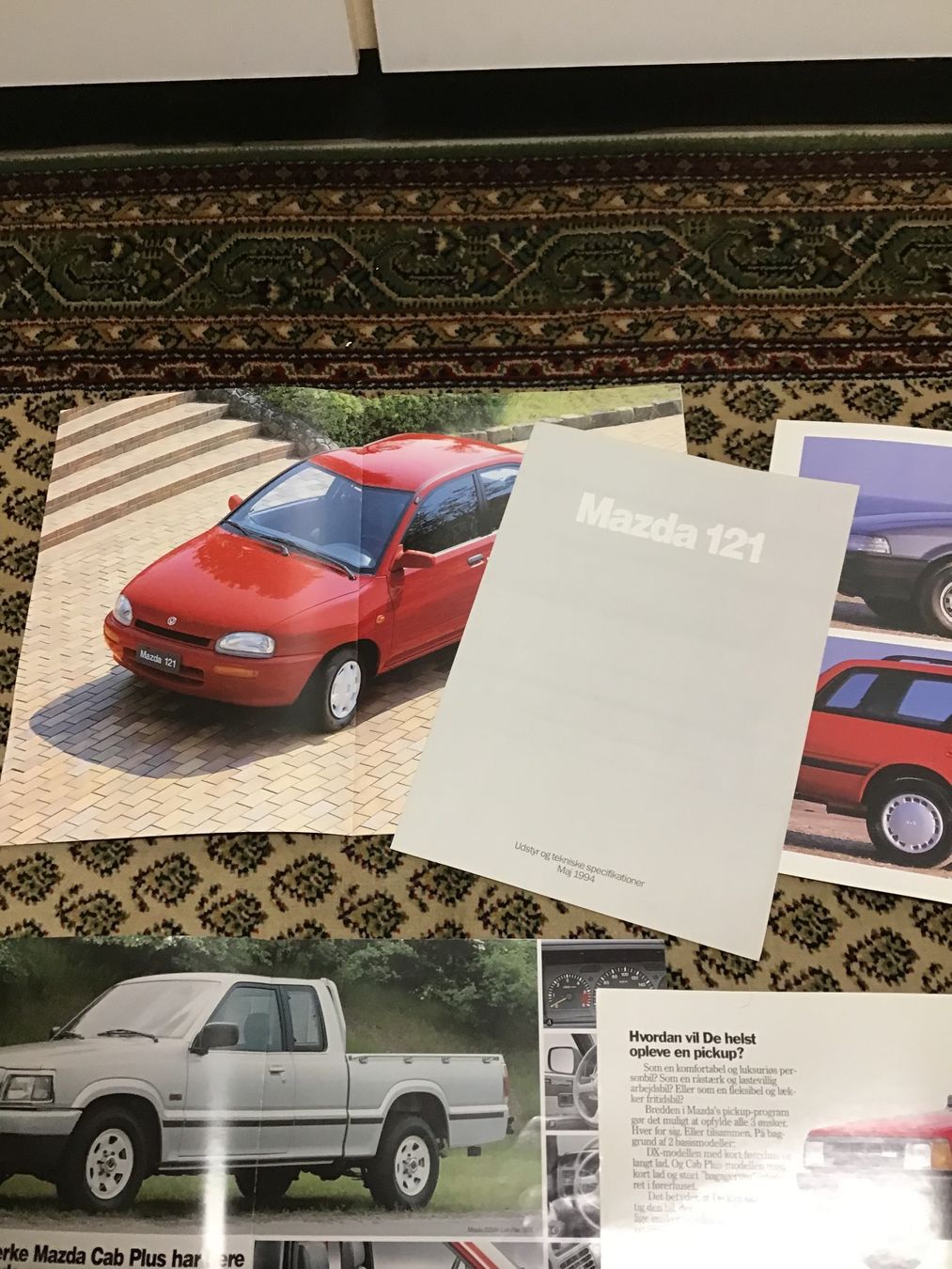 Mazda Documenti: Mazda Prospekt der 80ziger – Usato da Horw venduto da adler65 4