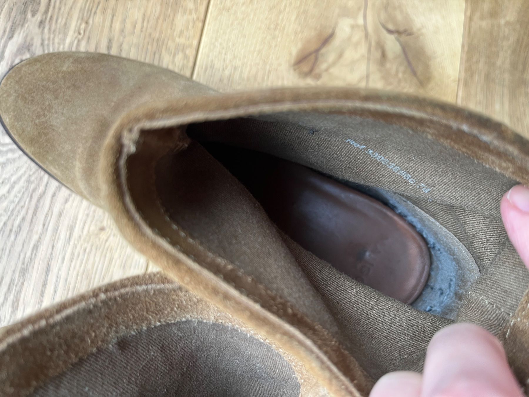 Mango Scarpe da donna: Wildleder Stiefeletten mit verstecktem Absatz – Usato da Zürich venduto da Olivia13 4