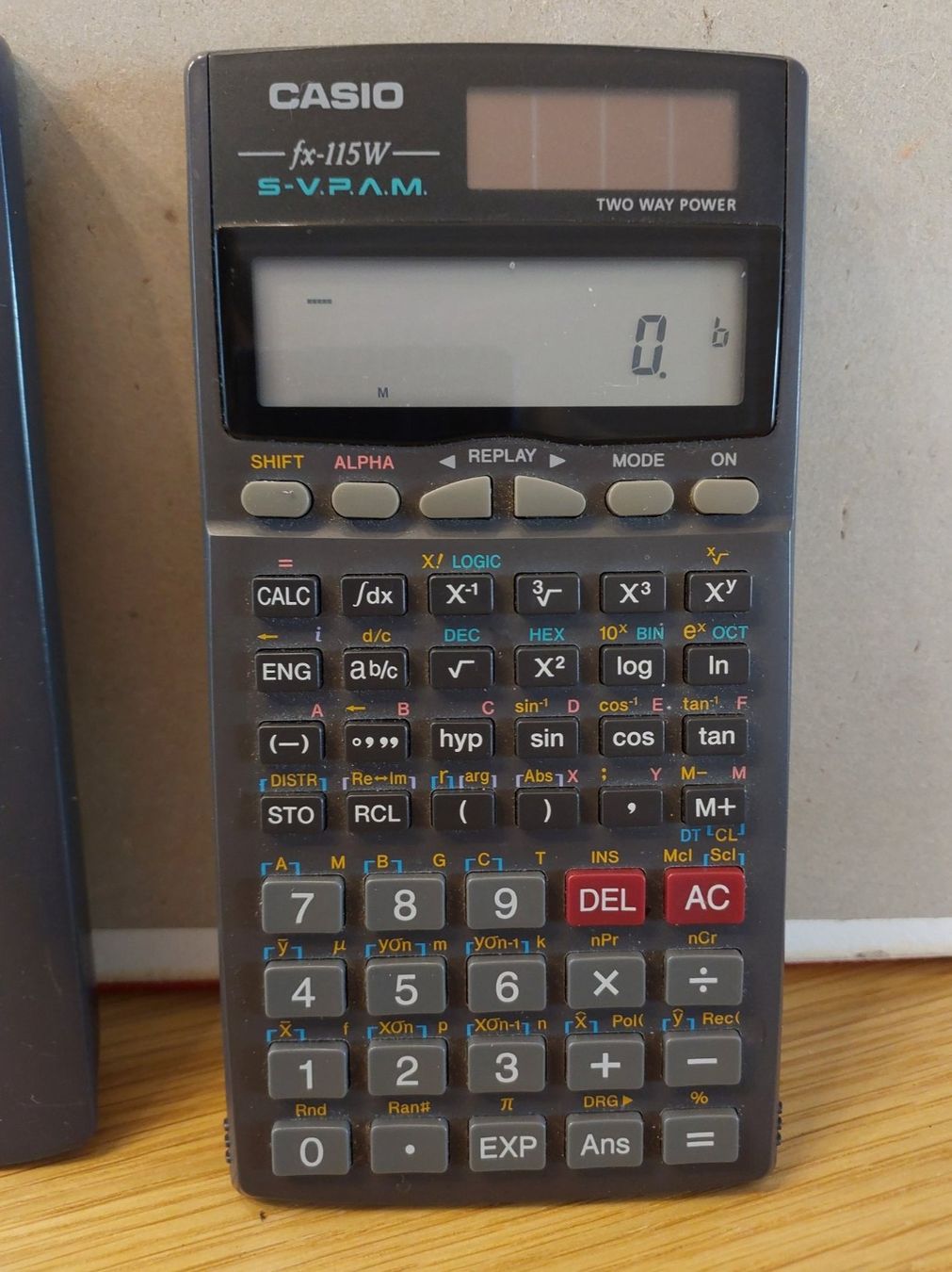 Casio Calcolatrici tascabili: Casio fx-115W Taschenrechner – Difettoso da Wil SG venduto da Donaldus 1