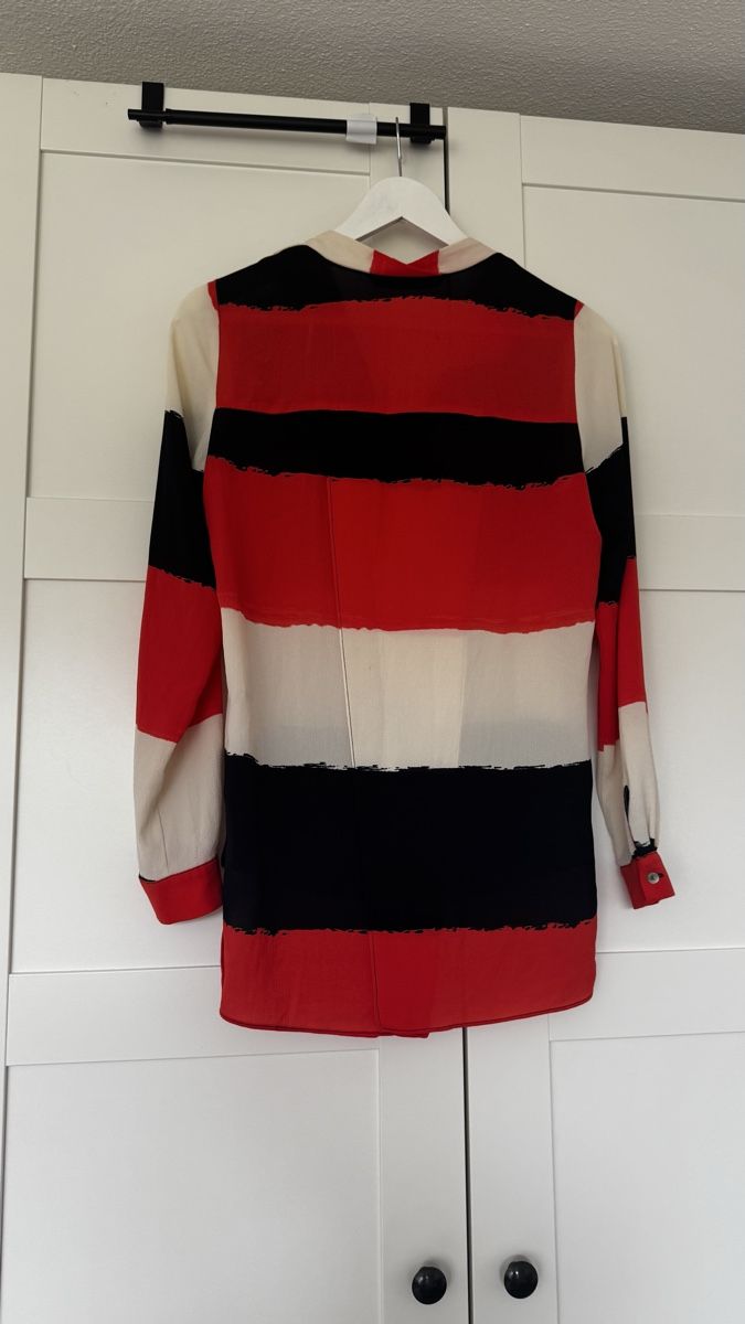 Zara Camicette: Zara Basic Bluse gestreift orange schwarz weiss Grösse XS – Nuovo (secondo la descrizione) da Dietikon venduto da sar_f87k 2