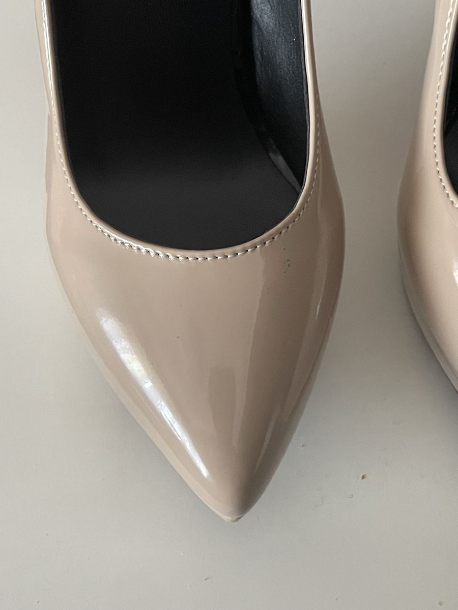 Damenschuhe: Schuhe – Neu (gemäss Beschreibung) aus Gossau ZH von Lavinia07 1
