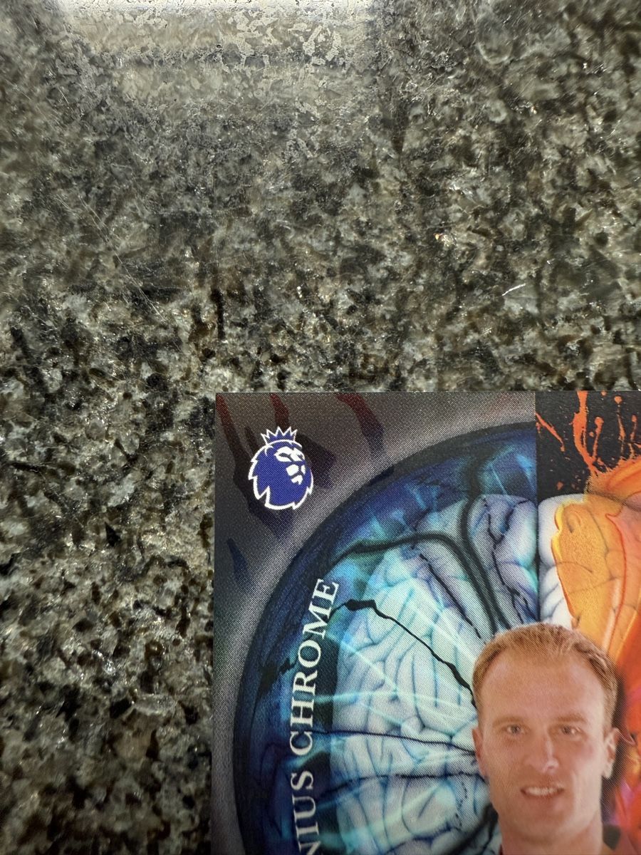 Topps Carte collezionabili: Topps Chrome Genius Legends Edition Dennis Bergkamp 03/10  – Nuovo (secondo la descrizione) da Augst BL venduto da jar_p6s8 5