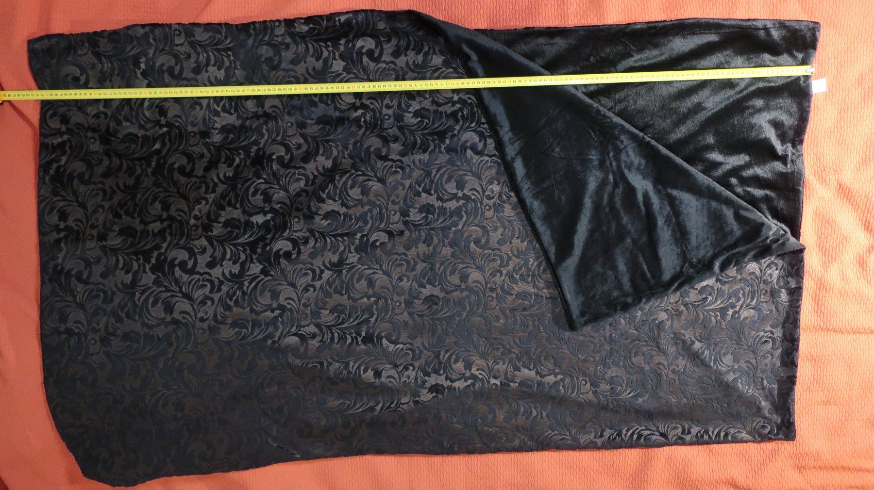 Decken: Decke schwarz mit Muster, 152x180, ungebrauchte – Neu (gemäss Beschreibung) aus Hombrechtikon von Baraban 4