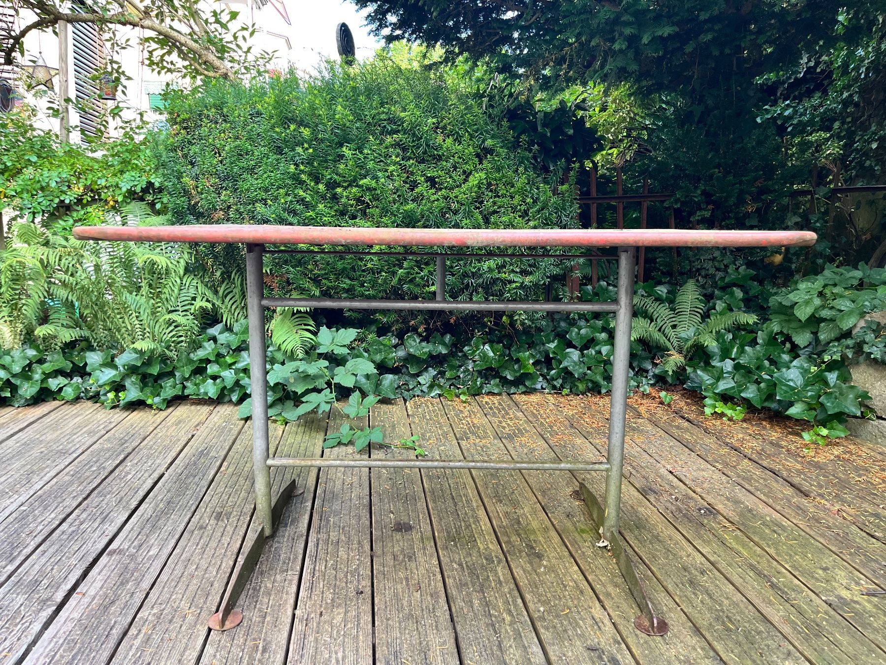 Tische: Vintage Gartentisch – Gebraucht aus Bern von simstar 1