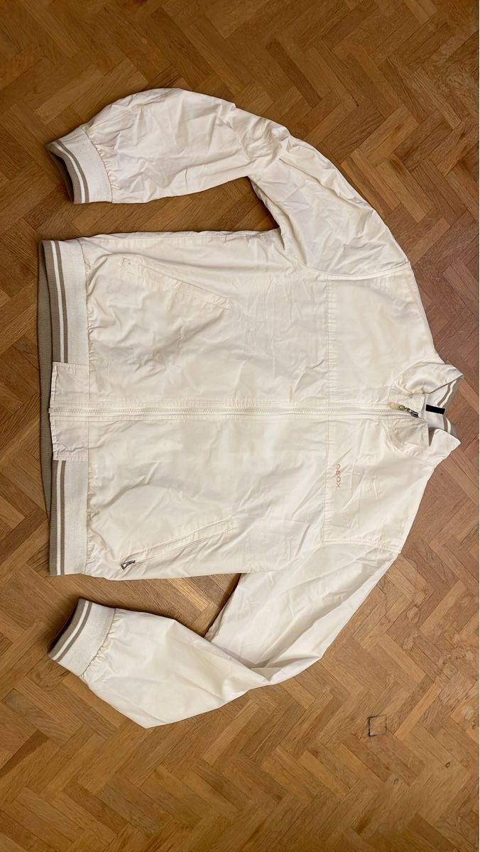 Geox Jacken: Veste Geox – Gebraucht aus Lausanne von DatNoize
