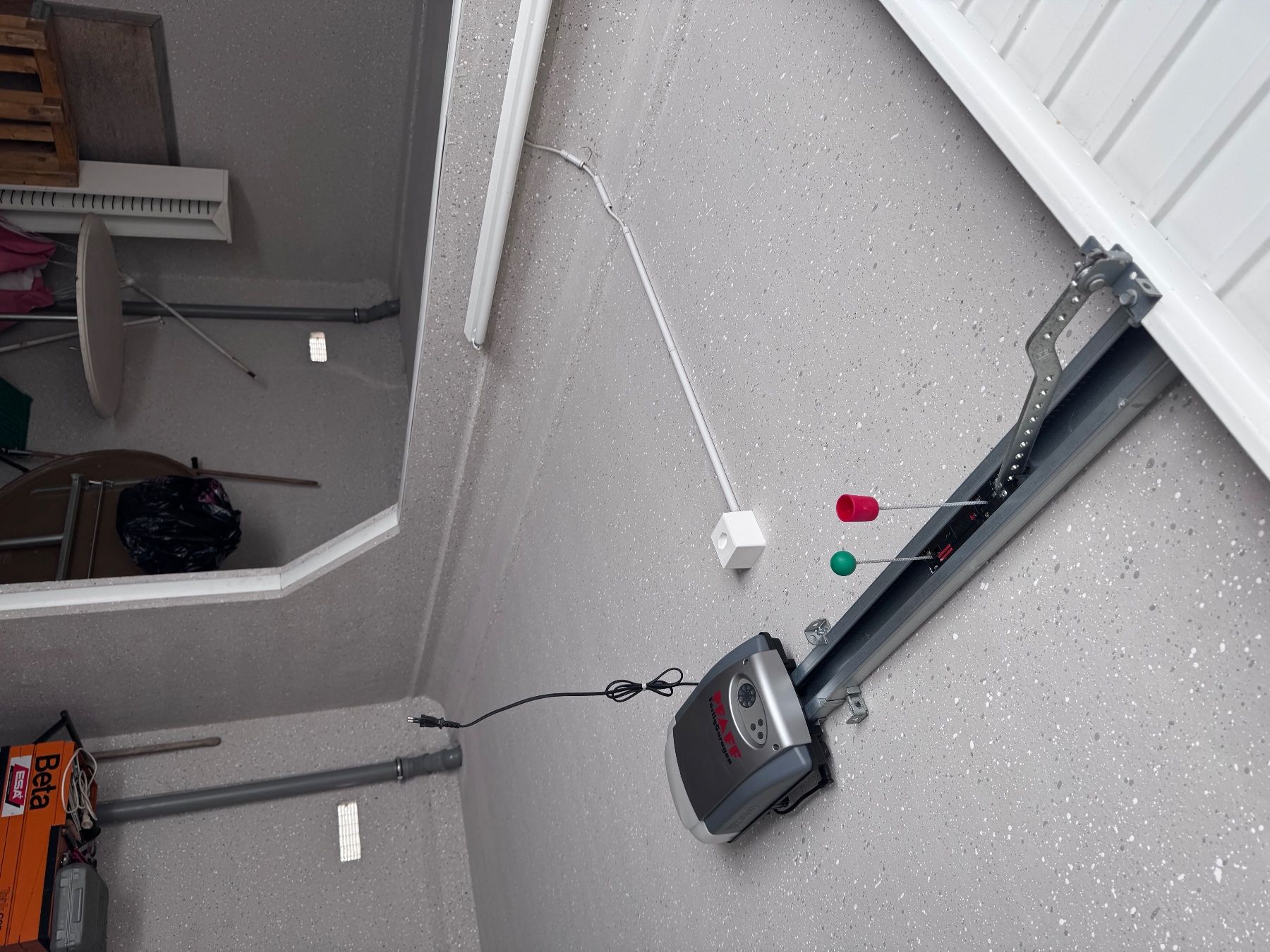 Altro Materiale elettrico: Doppelgarage zu verkaufen mit Torantrieb – Usato da Appenzell venduto da pet_llr2 3