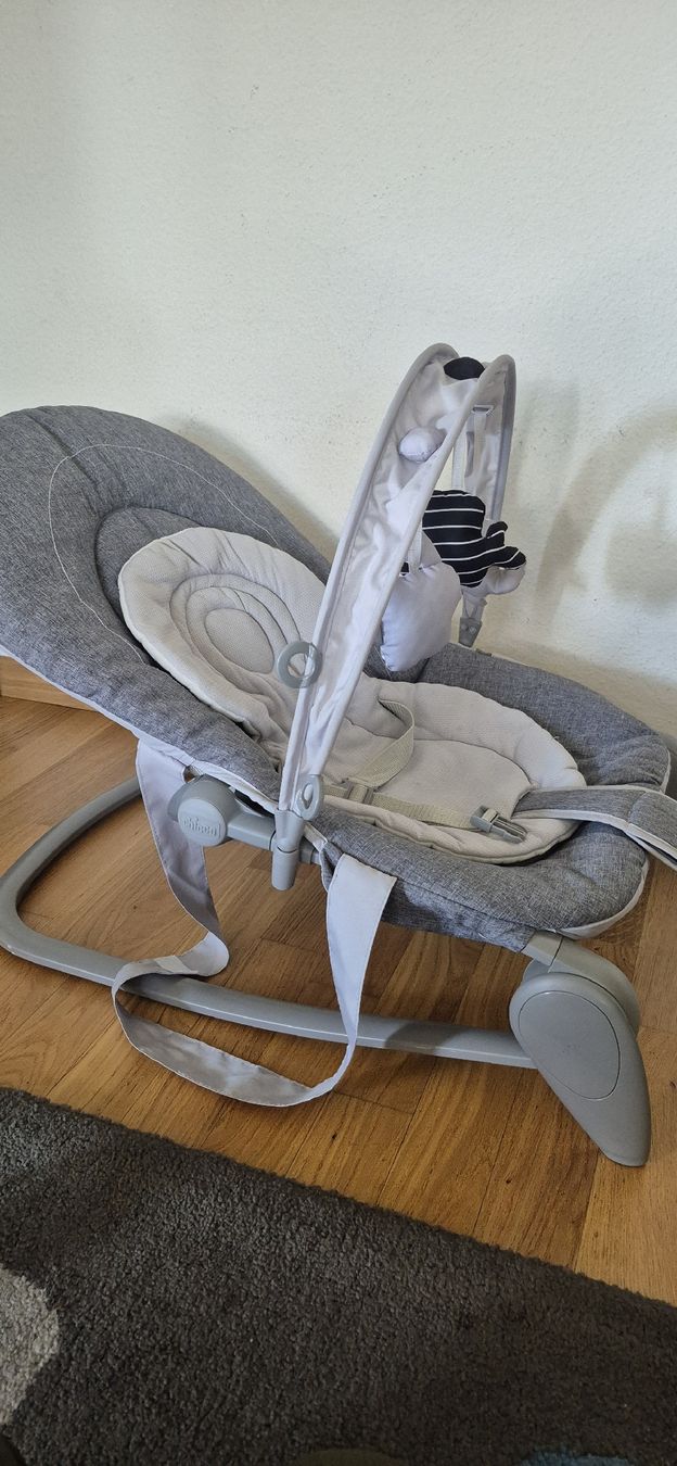 Chicco Sdraiette & Sdraiette a dondolo: Sdraietta Chicco grigio ben tenuta – Usato da Oberengstringen venduto da jessica2023