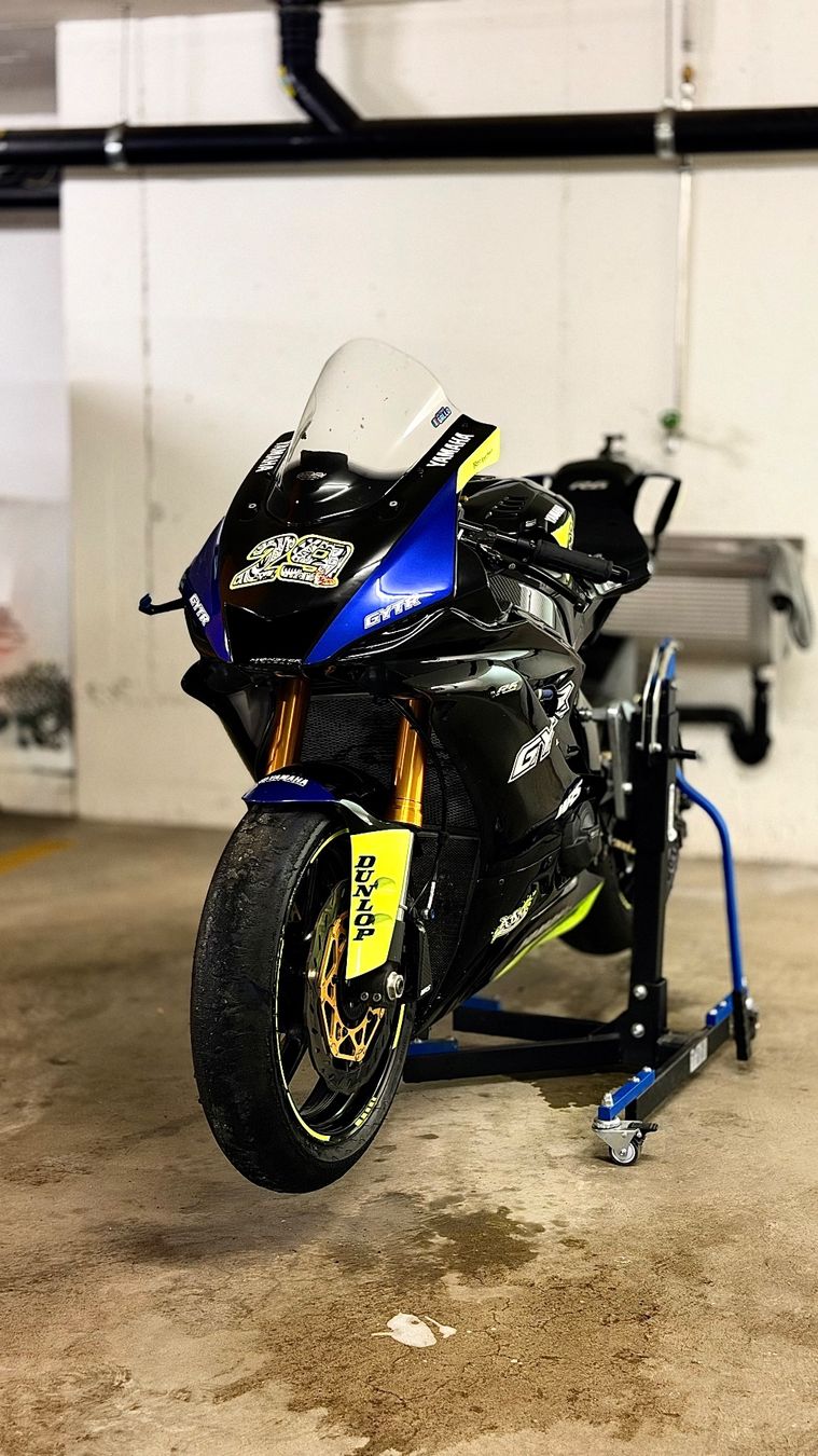 Yamaha Strada: Yamaha R6 Rennstrecke – Usato da Wohlen AG venduto da ant_rr9x 4
