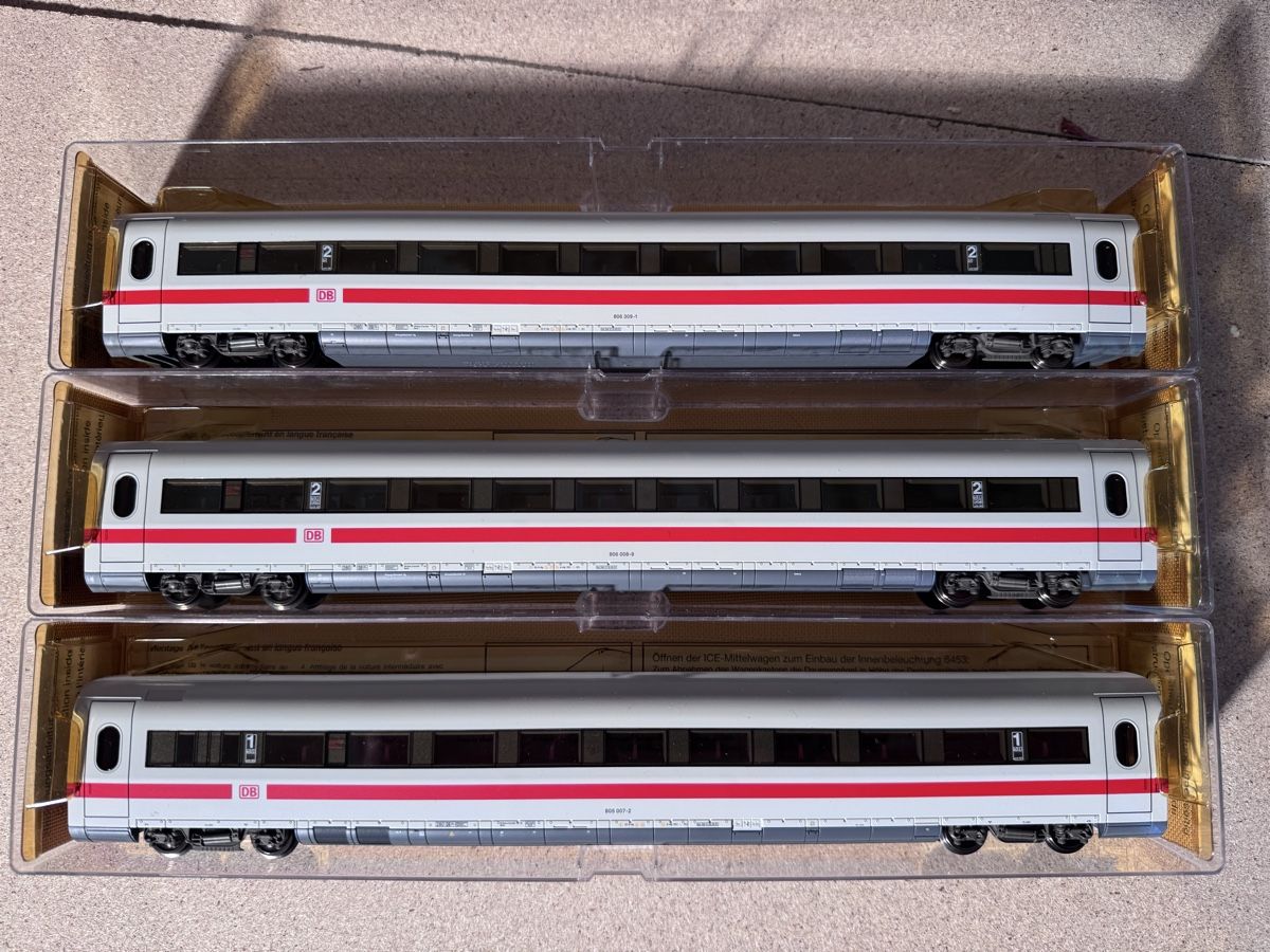 Fleischmann Modellini di ferrovie: DB ICE Wagen 3.Stk. – Usato da Esslingen venduto da Ursr1