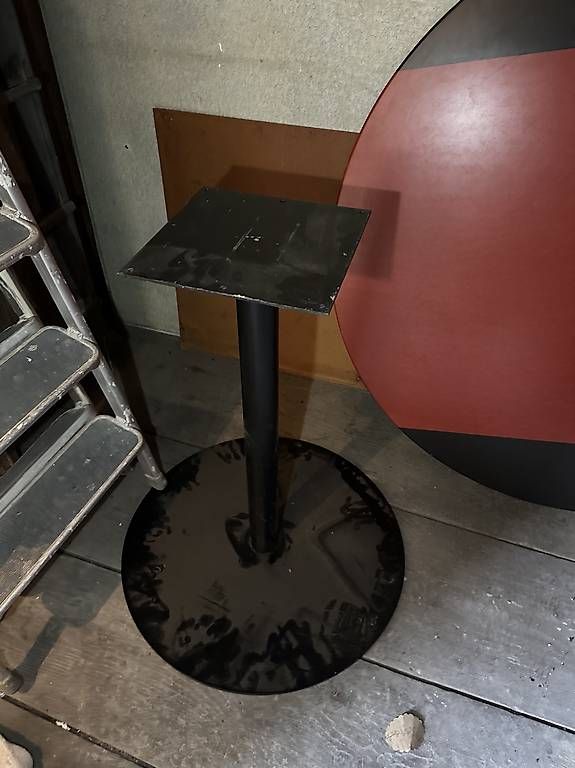 Tavoli: Super toller Tisch – Usato da Liestal venduto da FlomiVivi 2