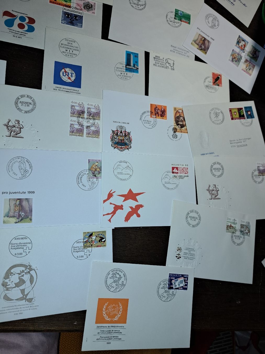 Tutti i francobolli: Alte Briefe-Sammlung: Schweiz Briefmarken  – Usato da Kölliken venduto da Upcycling-by-Mc-TAM 3