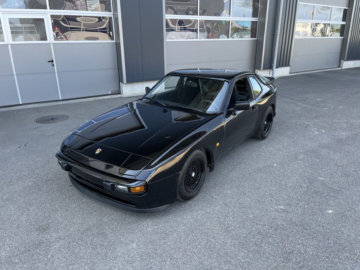 Porsche Automobili: Porsche 944 – Usato da Zeiningen venduto da tt8283